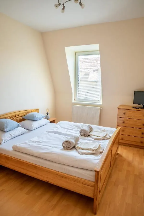 Laszlo Apartman - Hajdúszoboszló